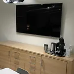 Hotel-restaurant Zum Onkel Jonathan ראהרן