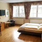Hotel-restaurant Zum Onkel Jonathan 3* ראהרן