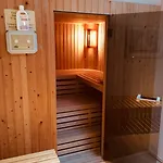 Hotel-restaurant Zum Onkel Jonathan מלון 3*