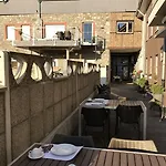 מלון Hotel-restaurant Zum Onkel Jonathan ראהרן