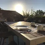 Hotel-restaurant Zum Onkel Jonathan ראהרן