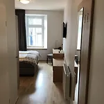 Hotel-restaurant Zum Onkel Jonathan מלון 3*