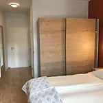 מלון Hotel-restaurant Zum Onkel Jonathan 3*