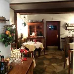 Hotel-restaurant Zum Onkel Jonathan מלון ראהרן