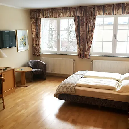 Hotel-restaurant Zum Onkel Jonathan 3* ラアーレン