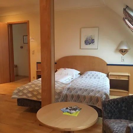 Hotel-restaurant Zum Onkel Jonathan 3* ラアーレン