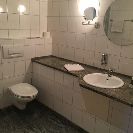 Hotel Hotel-restaurant Zum Onkel Jonathan 3*