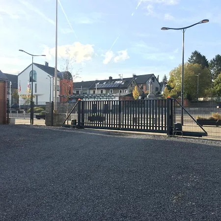 Hotel-restaurant Zum Onkel Jonathan Raeren