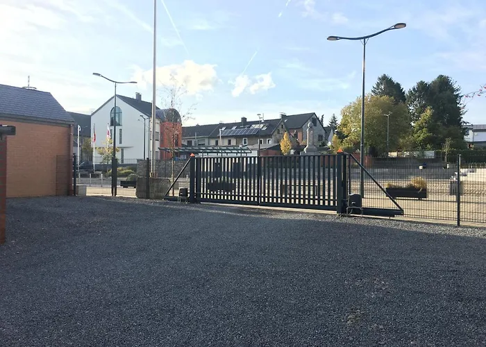 Hotel-restaurant Zum Onkel Jonathan Raeren