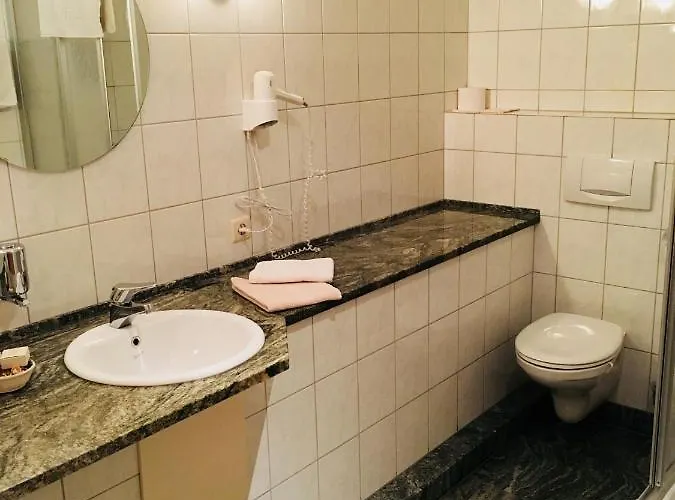 Hotel Hotel-restaurant Zum Onkel Jonathan 3*